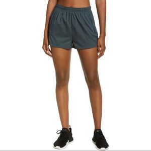 NWT Girlfriend Collective Moss Gazelle Shorts XS